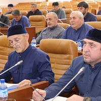 Денилбек Абдулазизов выступил на заседании Парламента ЧР 