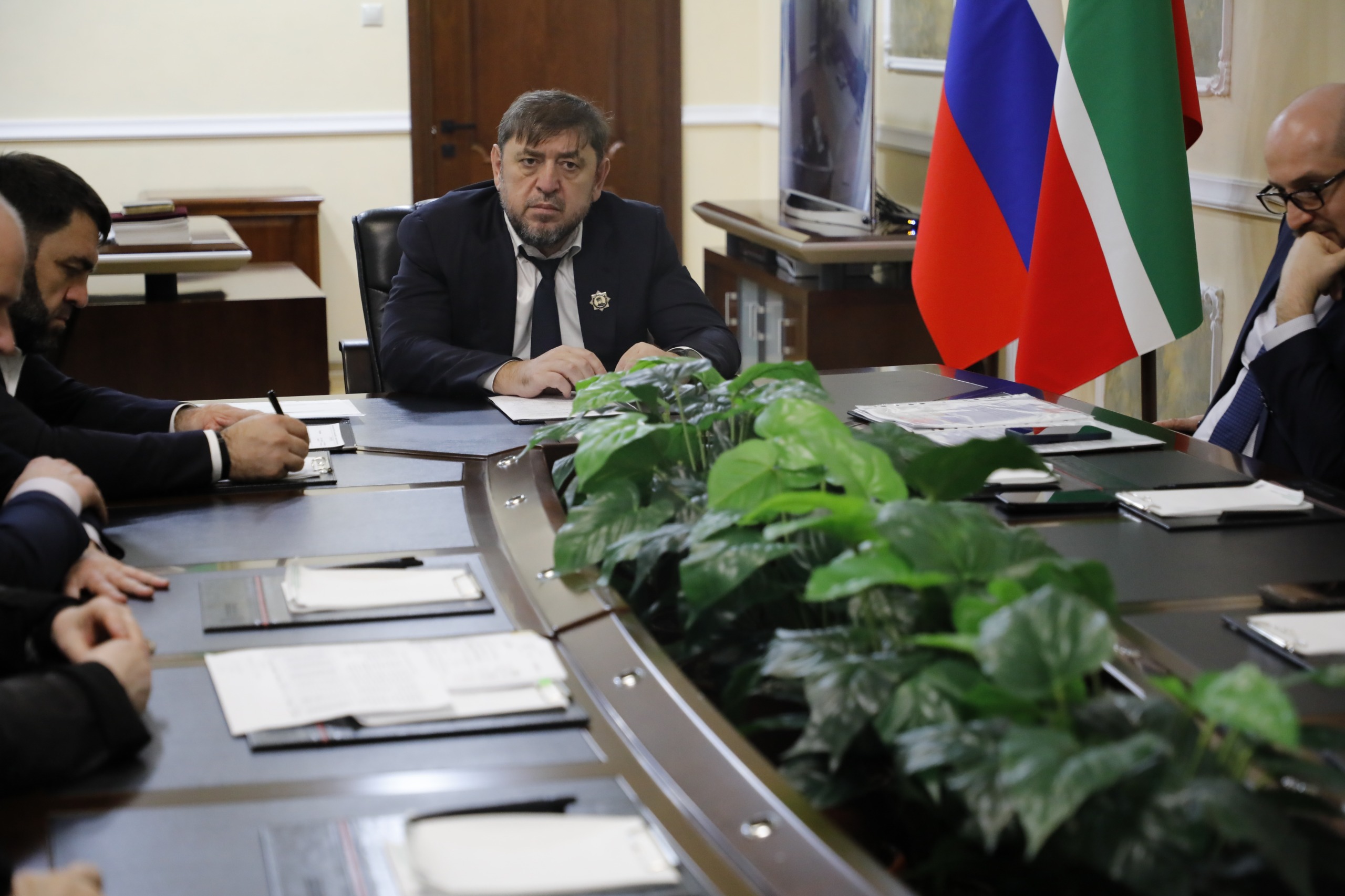 Директор ТФОМС Чеченской Республики провел совещание по итогам III квартала