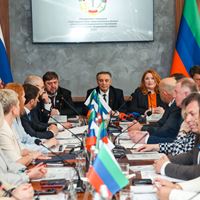 В Каспийске прошло расширенное совещание Совета директоров ТФОМС СКФО