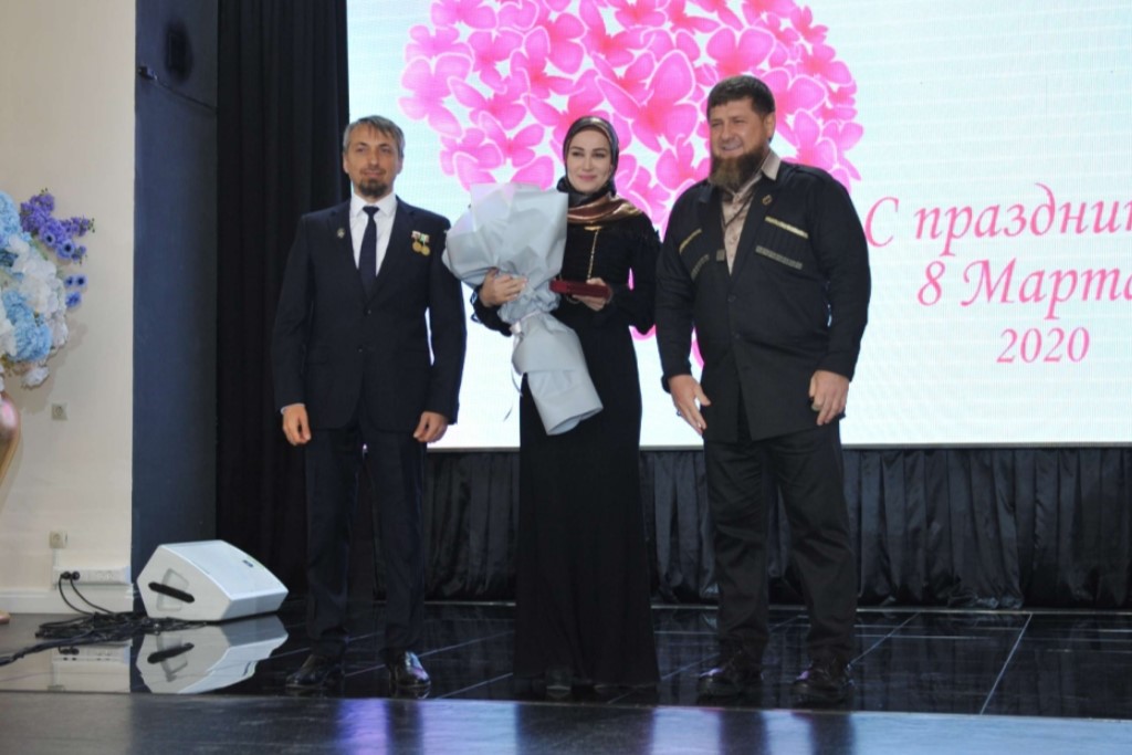 Рамзан Кадыров поздравил с 8 Марта работниц здравоохранения Чеченской Республики