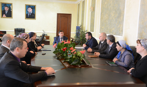 Д.Ш. Абдулазизов провел рабочее совещание с коллективом ведомства